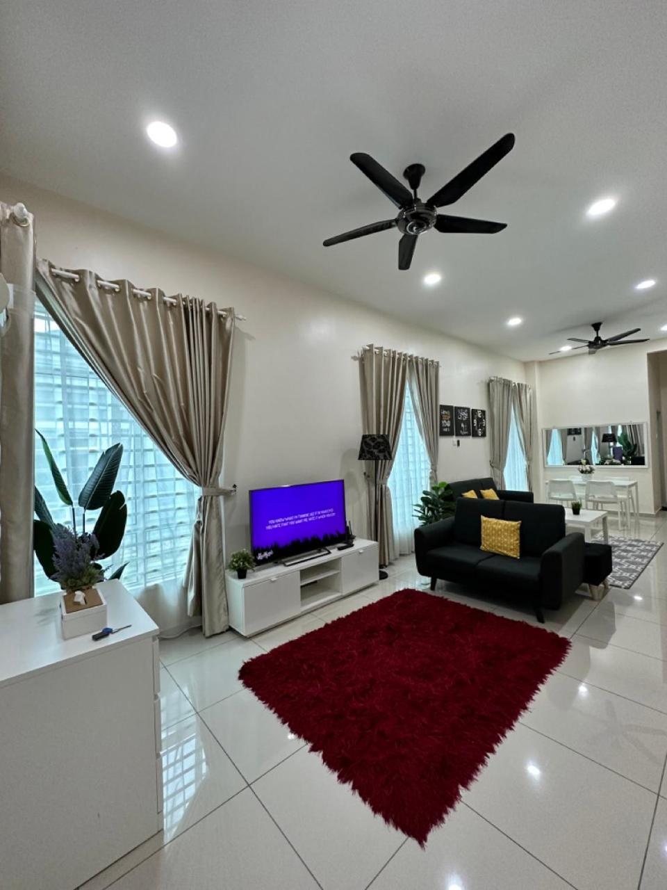 Rumahku Homestay, Taman Jasin Perdana Екстериор снимка